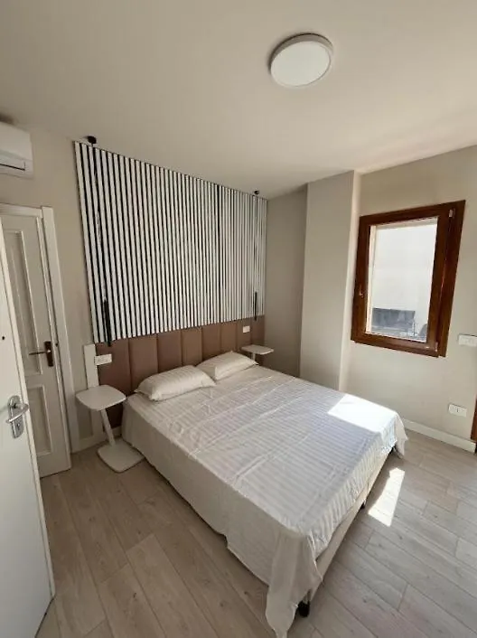 Le Terrazze Exclusive Rooms Roof Top Alghero 0*,