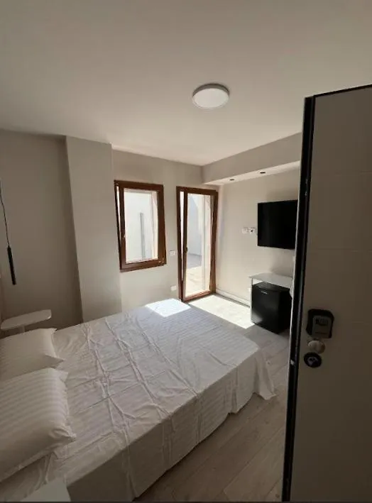 Le Terrazze Exclusive Rooms Roof Top Alghero İtalya